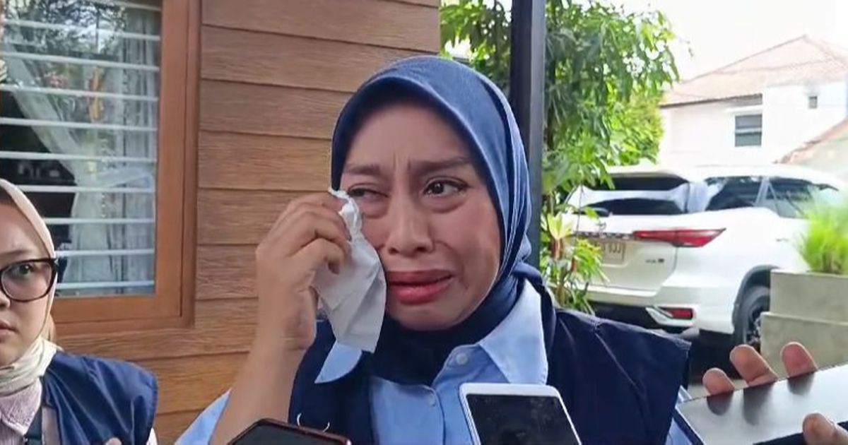 Tangis Putri Jenderal Polisi Pecah Ingat Tiga Anak Usai Ditinggalkan Kampanye Pilbup Garut