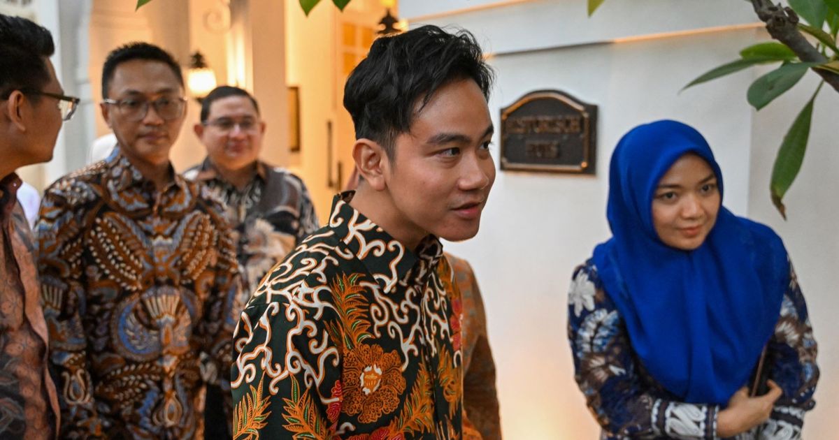 Gibran Tak Beri Arahan Saat Pembekalan Calon Menteri, Hanya Mendengar Arahan Prabowo