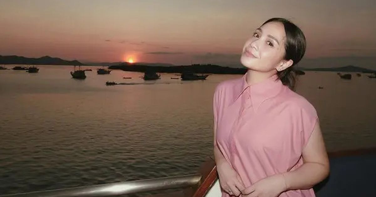 Cantik Natural Nagita Slavina Tampil Tanpa Riasan saat Liburan di Labuan Bajo, Tak Kalah Indah dari Pemandangan Alamnya