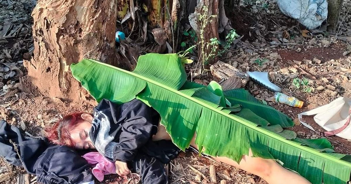 Penemuan Mayat Wanita Setengah Telanjang di Tengah Sawah