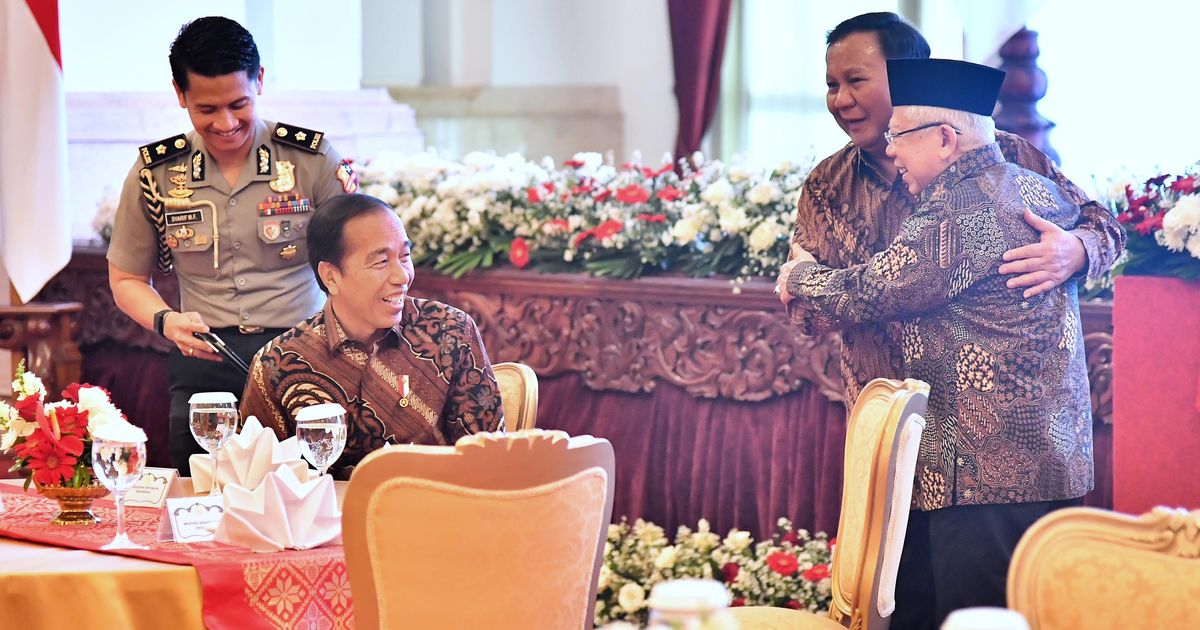 Momen Hangat Jokowi Makan Bareng dan Pamit dengan Menteri: Terima Kasih Dukungan dan Kerja Keras