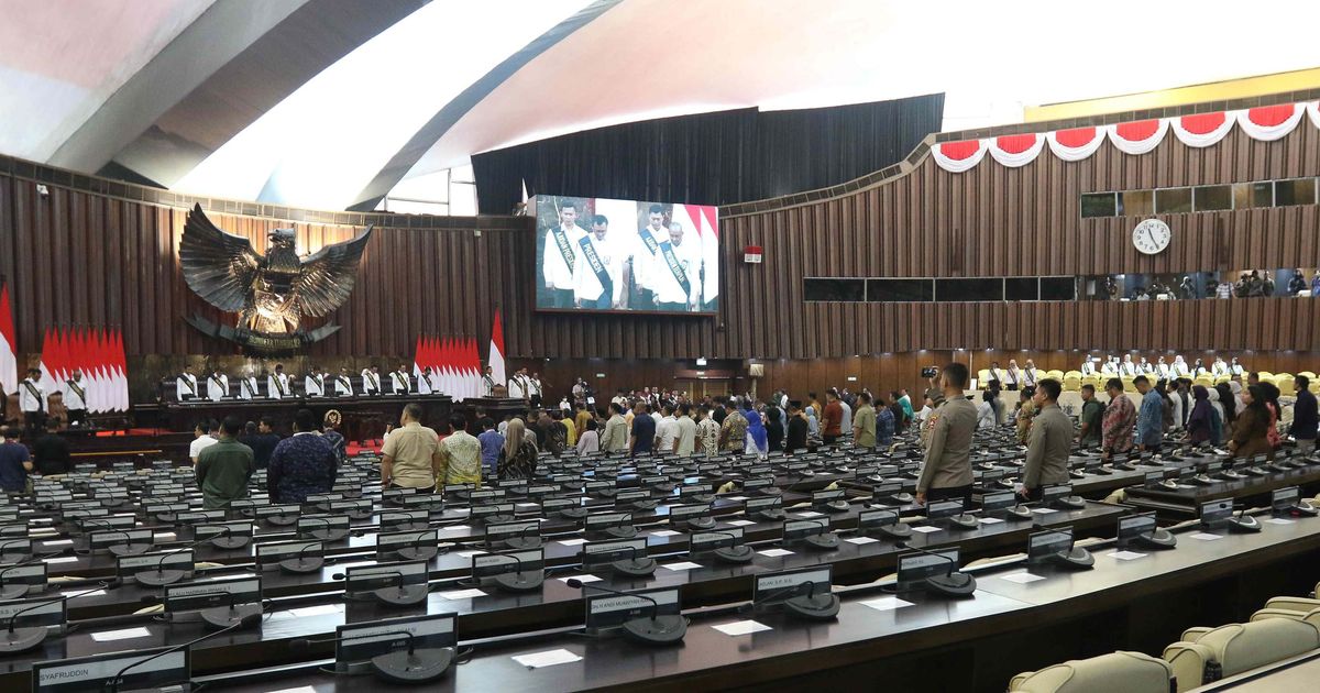 TNI-Polri Sterilisasi Gedung DPR/MPR Jelang Pelantikan Prabowo dan Gibran, Tim Jibom hingga Anjing Pelacak Dikerahkan