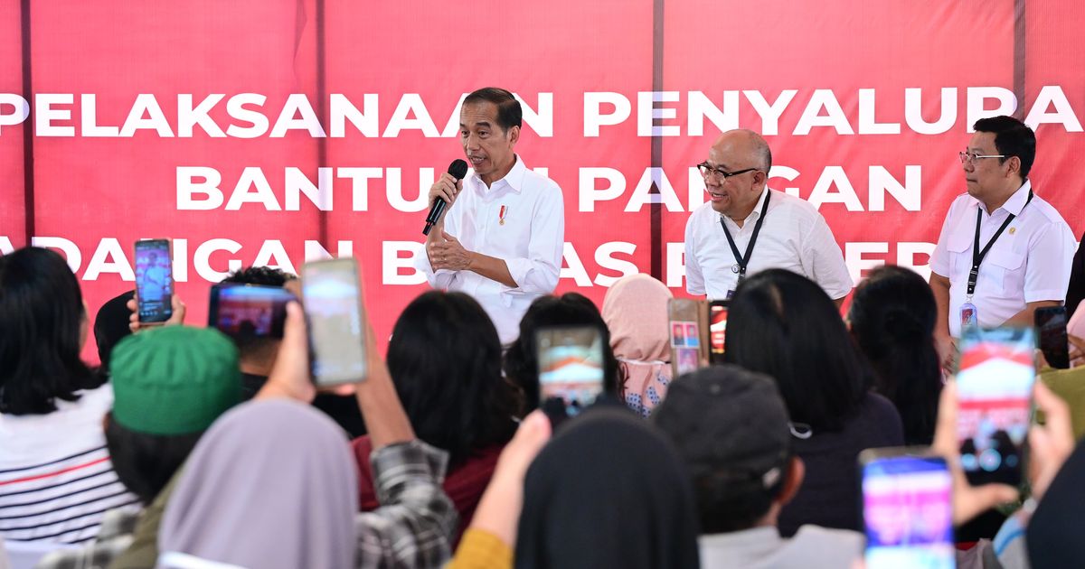 Delapan Kali Jokowi Minta Maaf Jelang Purna Tugas