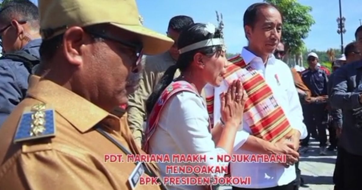 Usai Resmikan Bendungan Terbesar di NTT, Jokowi Bersama Keluarga Didoakan Pendeta