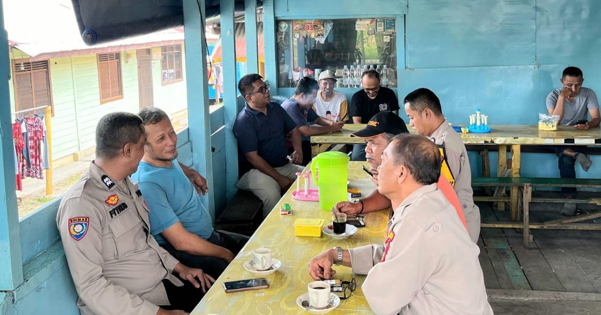 Begini Gaya Polisi Ajak Warga Tetap Rukun Meski Beda Pilihan Calon Kepala Daerah