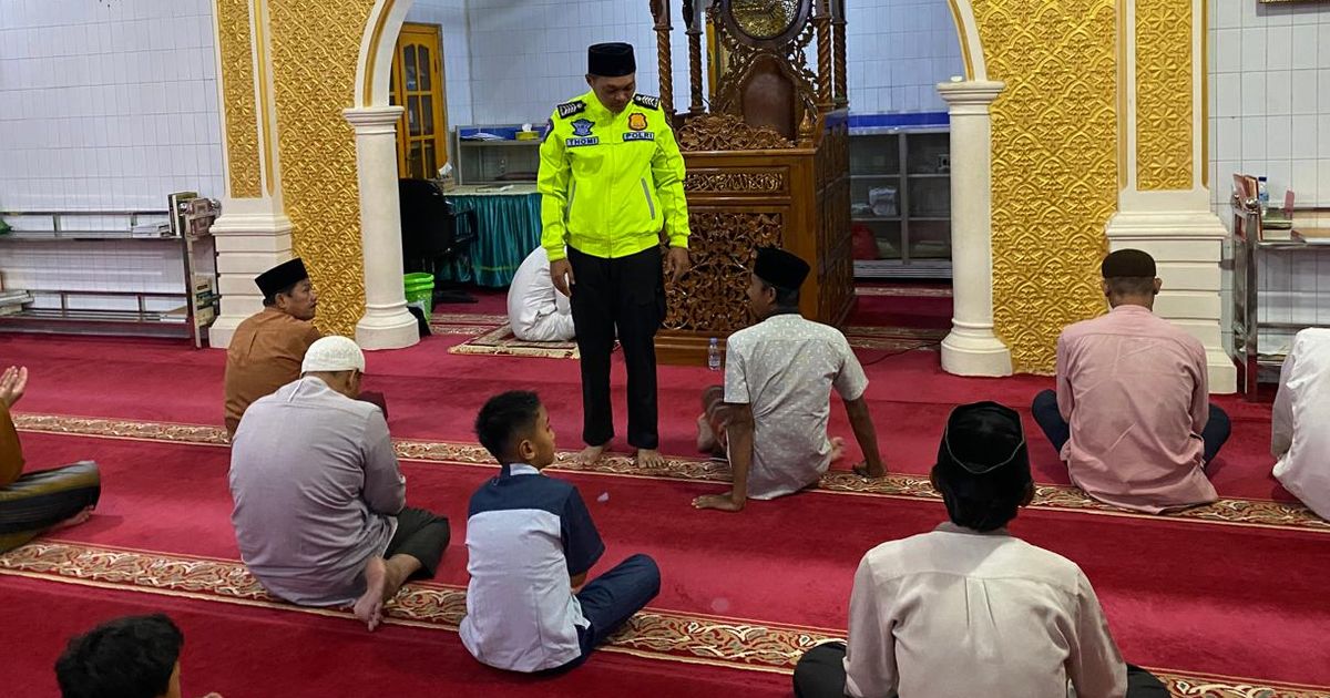 Ciptakan Pilkada Damai, Polres Kampar Gelar Cooling System di Masjid Al-Ikhlas