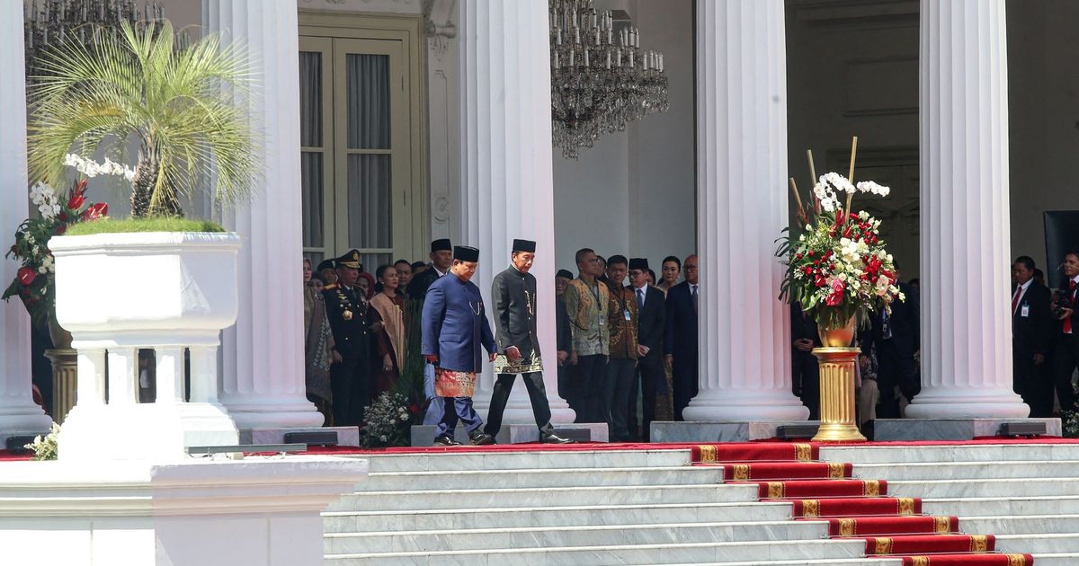 Sosoknya Sempat Viral, Wanita 'Kebal Paspampres' Ini Menangis Histeris Lepas Kepergian Jokowi ke Solo