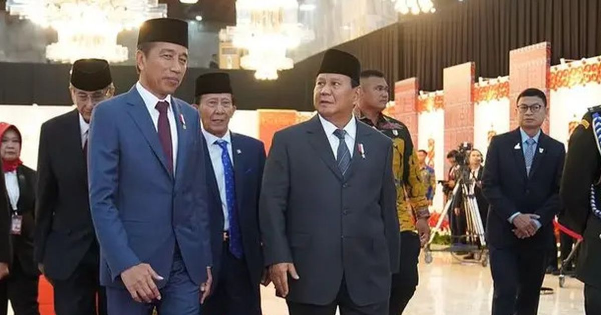 Alasan Jokowi Batal Naik Pesawat Komersil Saat Pulang ke Solo