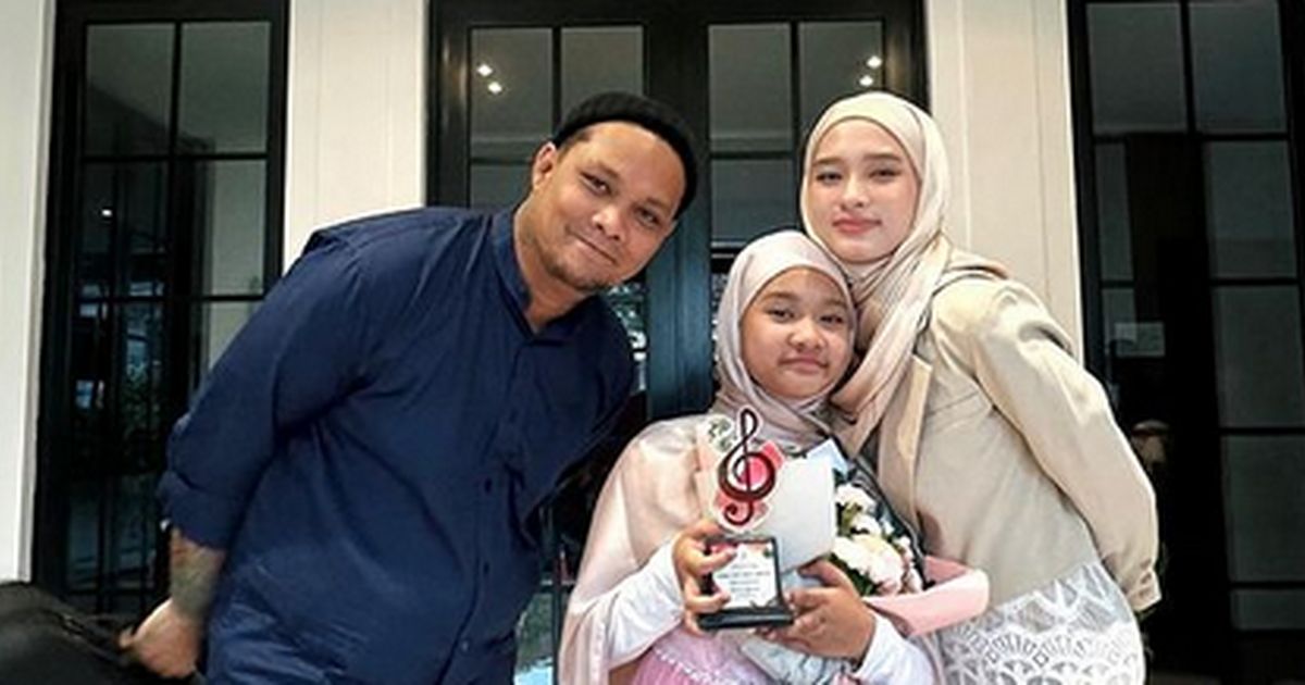 Potret Inara Rusli dan Virgoun Kompak Temani Starla Manggung, Ingatkan Peran Orangtua & Netizen Singgung Rujuk