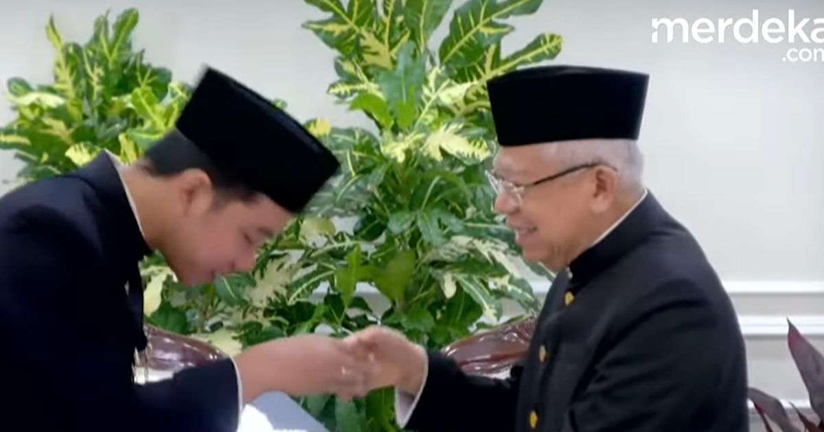 VIDEO: Gibran Rakabuming Cium Tangan Ma'ruf Amin saat Sertijab Jabatan Wapres RI