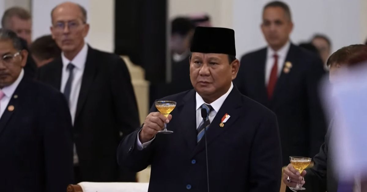 VIDEO: Momen Istimewa Prabowo Peluk Hangat PM Timor Leste Xanana Gusmao Jelang Pelantikan Presiden