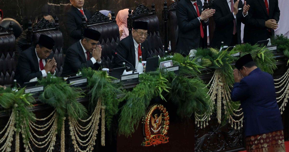 VIDEO: Ruang Sidang Riuh Bergemuruh Nama Prabowo dan Gibran Disebut Ketua MPR Ahmad Muzani