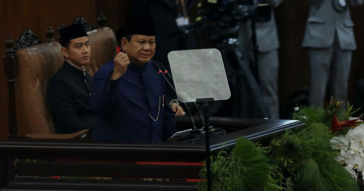 VIDEO: Gebrak Podium! Pidato Pertama Presiden Prabowo, Singgung Megawati Hingga Jokowi