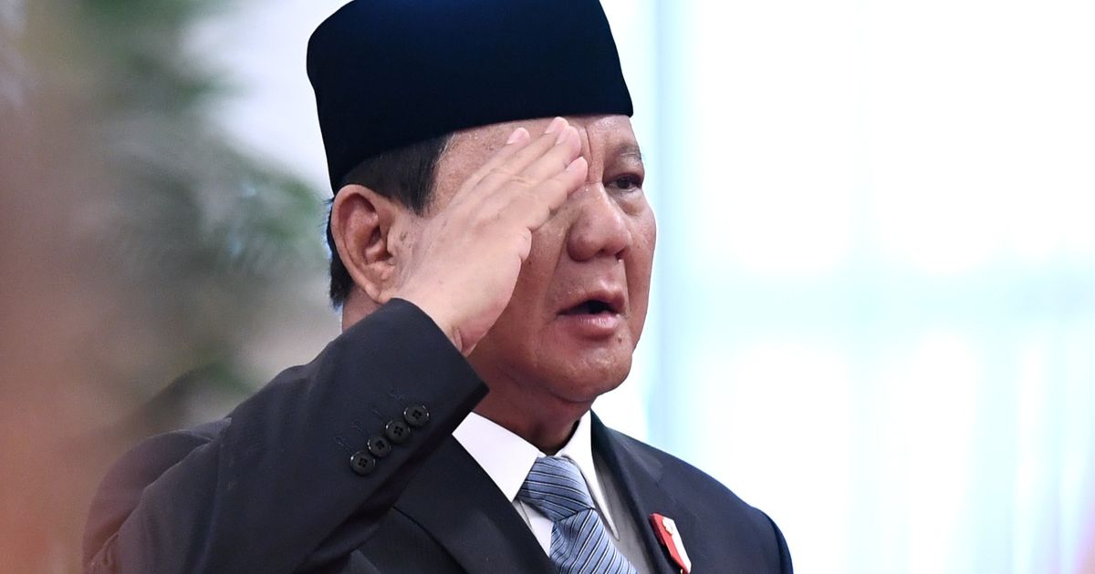 VIDEO: Prabowo Umumkan Kabinet: Menhan Sjafrie, Menko Polkam Budi Gunawan, Wakapolri Jadi Menteri Imigrasi