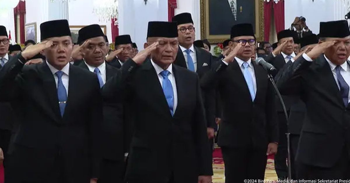 VIDEO: Detik-Detik Mayor Teddy Wajah Tegang Dilantik Presiden Prabowo Jadi Seskab di Istana