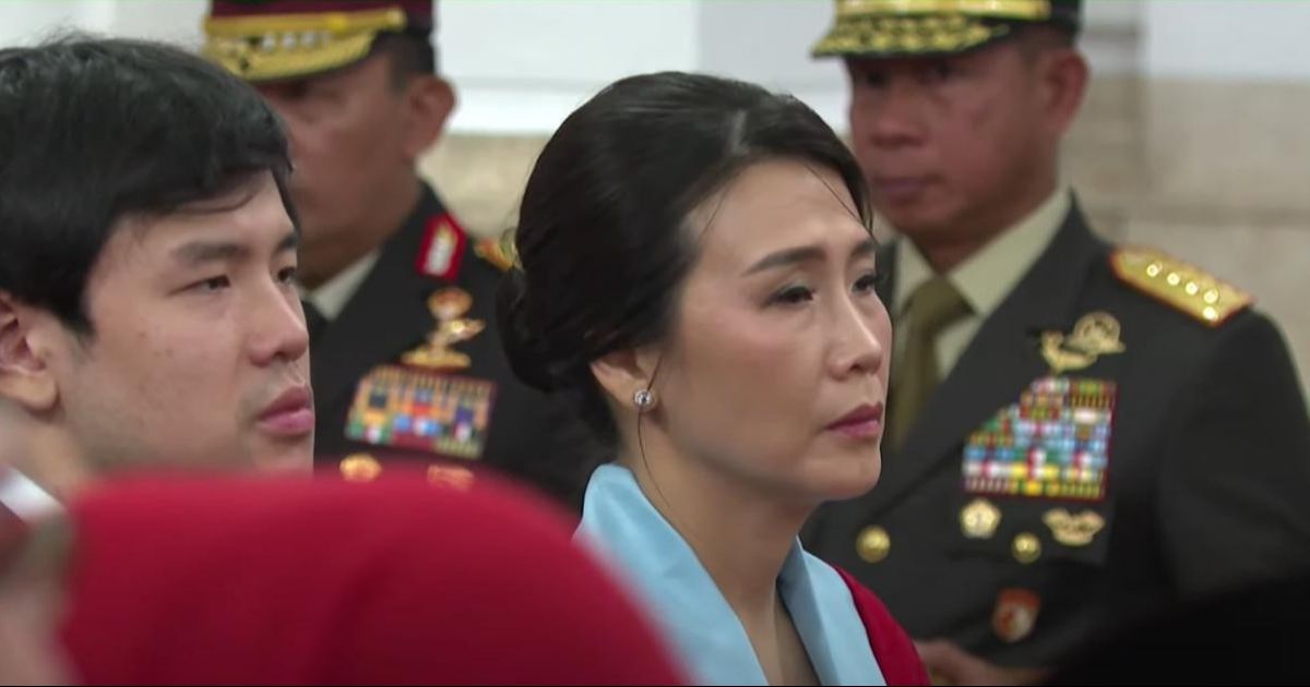 VIDEO: Momen Pelantikan Wamen, Veronica Tan Tunjuk Anaknya Dengan Ahok Buat Prabowo Berhenti