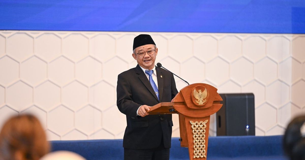 VIDEO: Tahan Tangis Abdul Mu'ti saat Sertijab, Suara Bergetar Diantar Emak 'Bertongkat Jenderal'