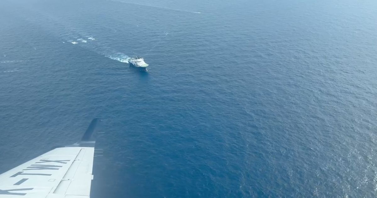 VIDEO: Sehari Usai Prabowo Dilantik, Bakamla Usir Kapal Coast Guard China Dari Natuna