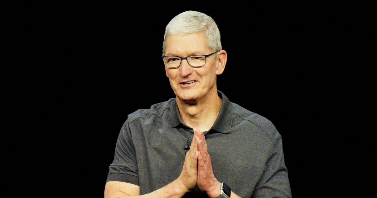 Tim Cook Akui Apple Tak Sanggup Lawan ChatGPT dan Gemini