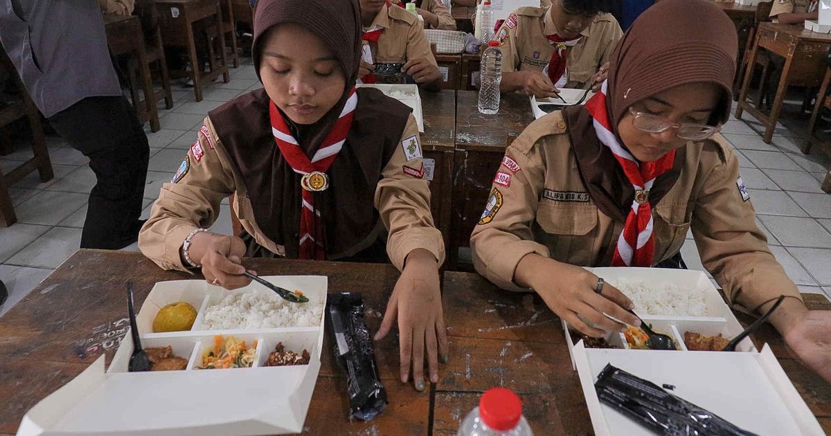 TNI Ikut Serta dalam Realisasi Program Makan Bergizi di Sekolah Negeri & Swasta Mulai 2 Januari 2025