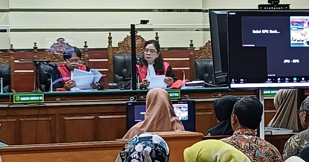 Buntut 3 Kolega Ditangkap Usai Terima Suap dari Terpidana, Hakim Tipikor Surabaya Minta Maaf Sebelum Sidang