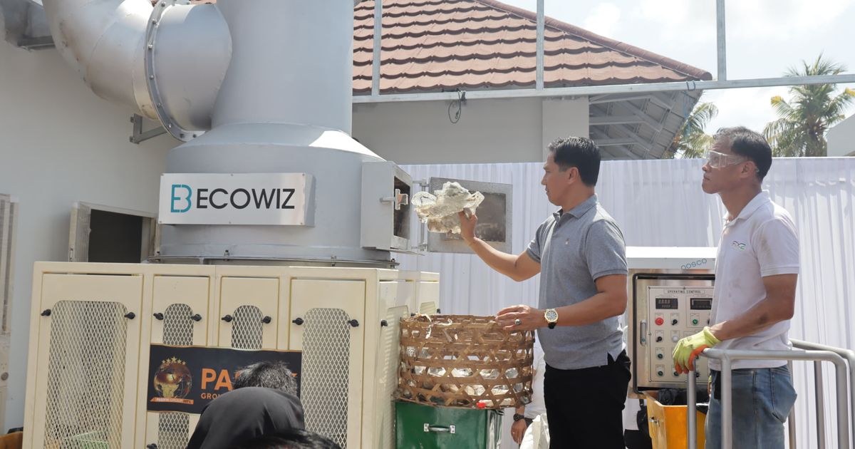 Mengenal Ecowiz EV-100, Mesin yang Mampu Mengolah 2 Ton Sampah Per Hari