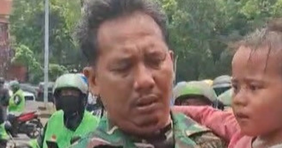 VIDEO: Rekaman Aksi Heroik Babinsa TNI Selamatkan Bocah Perempuan Disandera Pakai Pisau