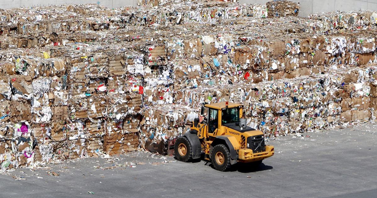 Pulau di Thailand Ini Olah Sampah Plastik dan Dijual ke Swiss