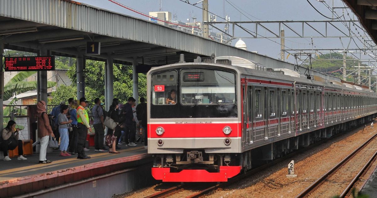 Hindari Kepadatan di Stasiun Juanda, Penumpang KRL Diminta Naik dari Sawah Besar dan Gondangdia