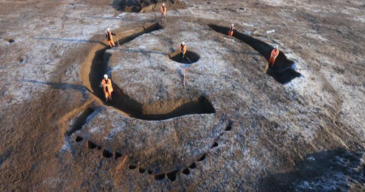 Arkeolog Temukan Makam Kuno yang Unik, Bentuknya Mirip Cincin dan Ada Abu Jenazah serta Hiasan Logam