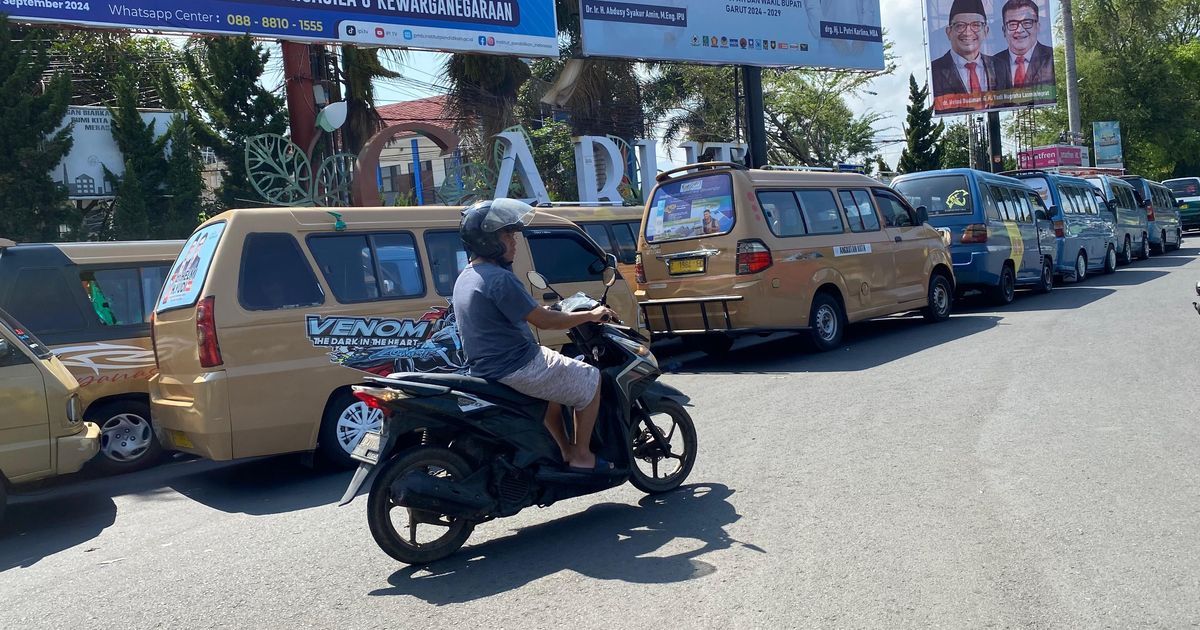 Angkutan Umum di Garut Gelar Aksi Mogok, Ini Tuntutannya