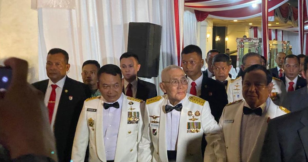 Jenderal yang Tak Disalami Jokowi, Punya Rekam Jejak Karir yang Moncer