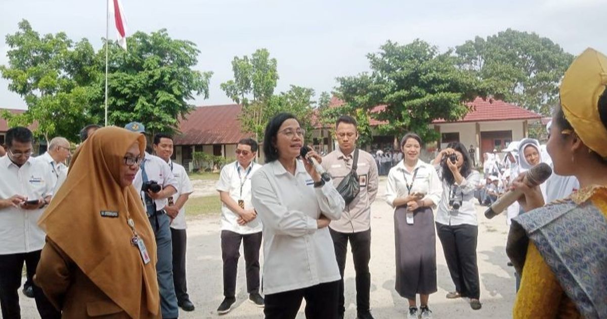 Sri Mulyani Motivasi Pelajar SMA di Tanjung Pandan: Tekun Kerja Keras dan Menjaga Kejujuran