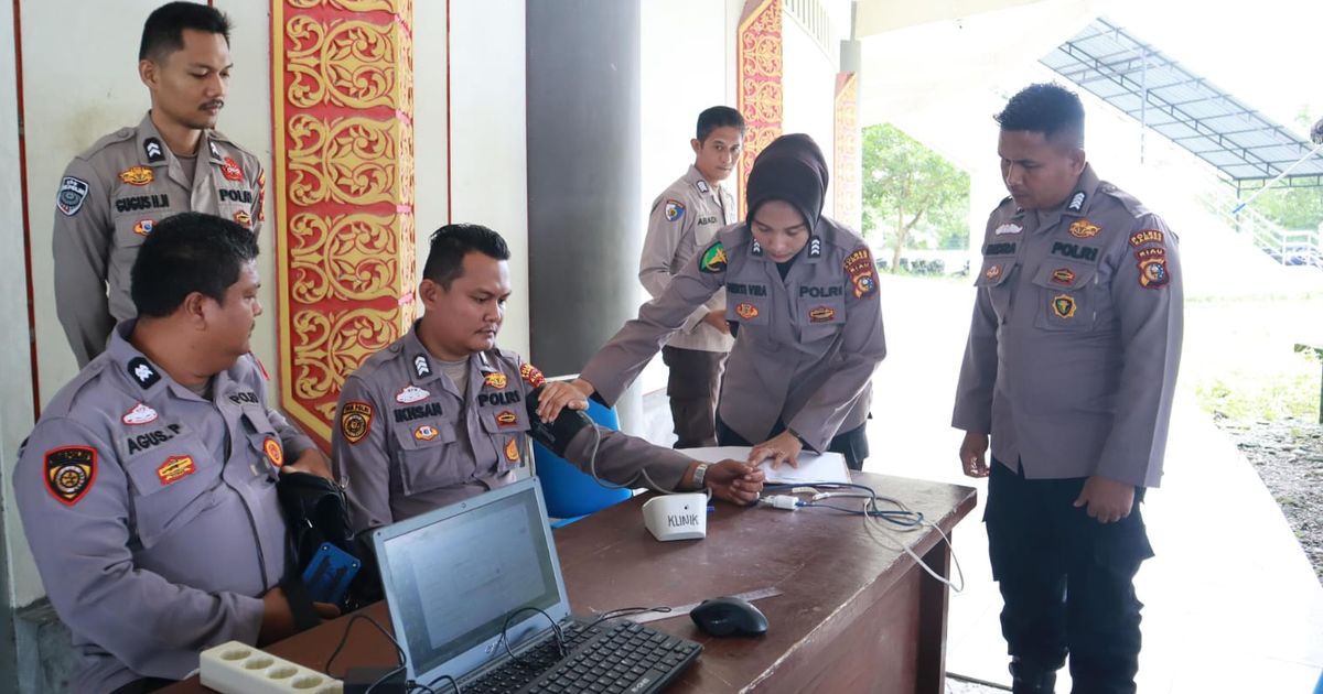 Polri Cek Kesehatan Personel Pengamanan Gudang Logistik KPU Kampar, Ini Hasilnya