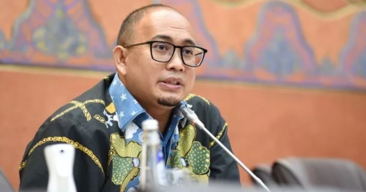 VIDEO: Meledak Emosi Andre Rosiade di Rapat Kerja DPR 