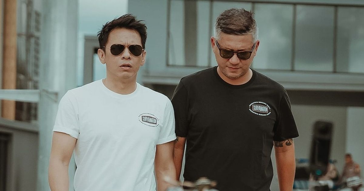 Potret Ganteng Ariel Touring ke Danau Toba Bareng The Dudas Minus One, Sempat Alami Insiden Tabrakan Beruntun