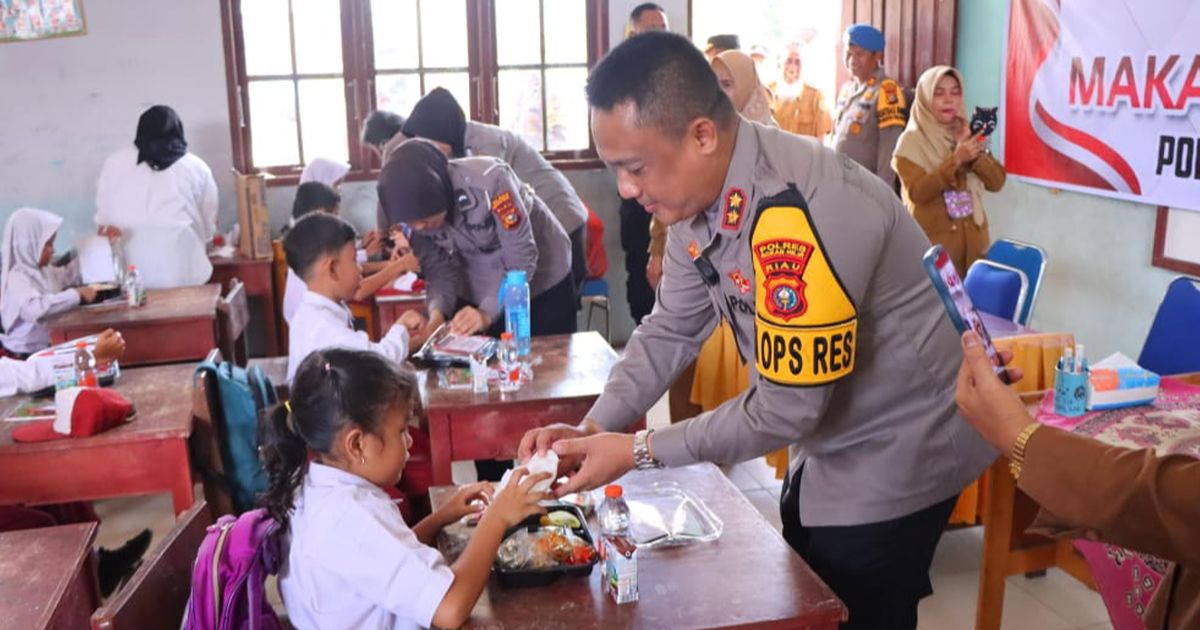 Dukung Asta Cita Presiden, Polres Rohil Gelar Makan Bergizi Sembari Cooling System Pilkada