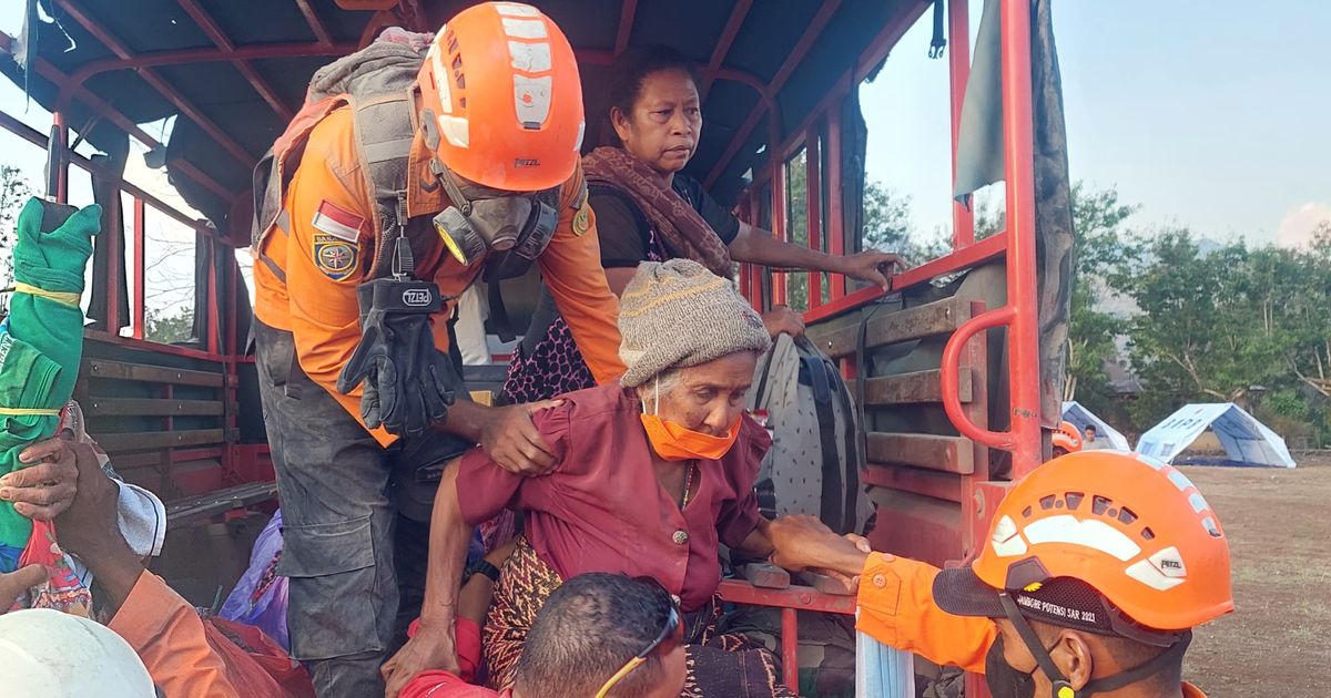 Mengenal Tradisi 'Tito Bado Odong Gahu', Ritual Adat Masyarakat Akibat Erupsi Gunung Lewotobi