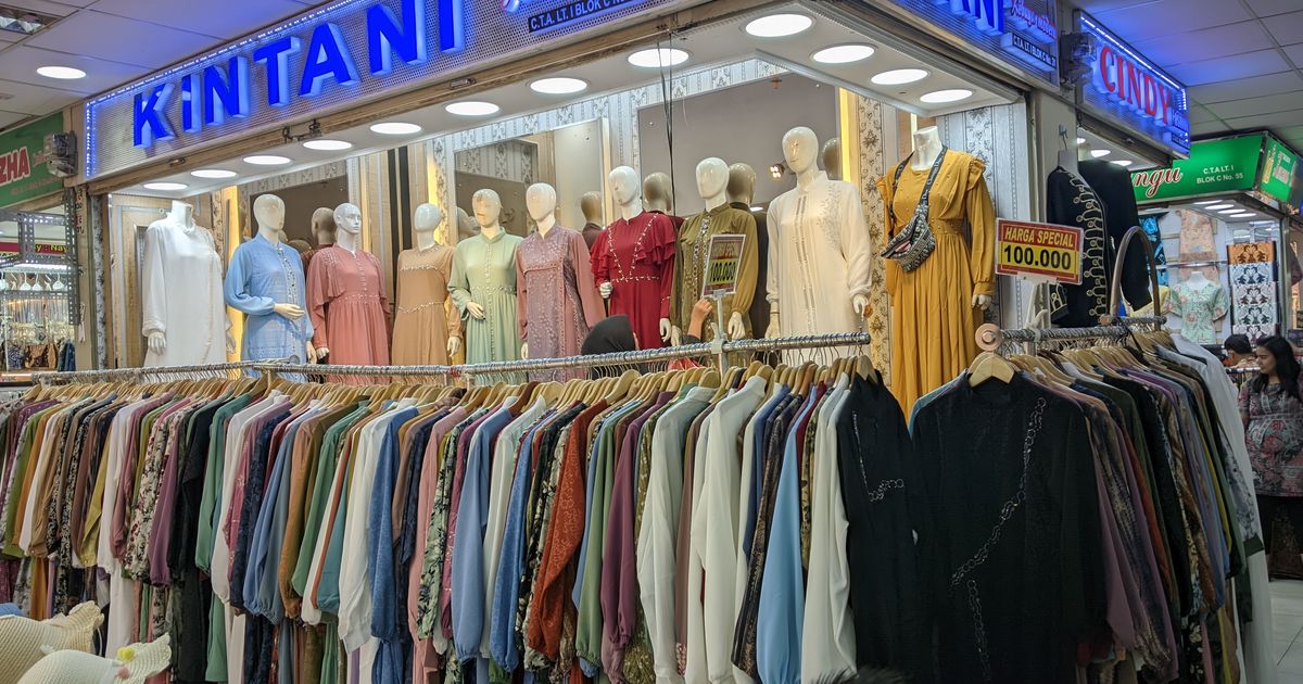 5 Rekomendasi Bahan Gamis yang Aman & Nyaman Dipakai Silaturahmi Seharian saat Lebaran