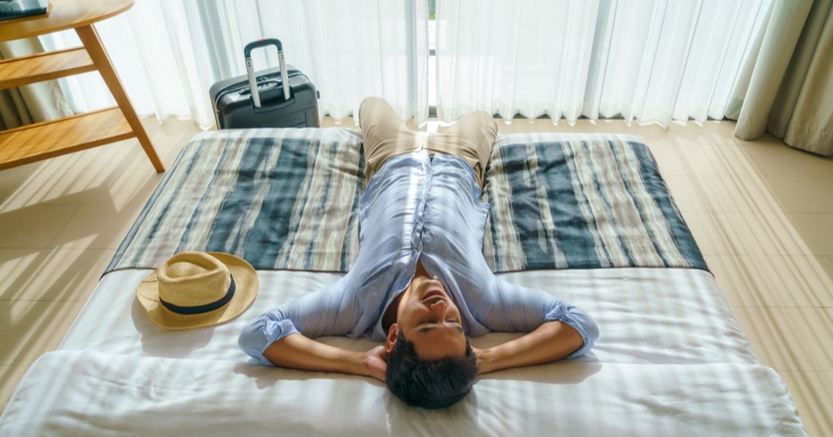 Habis Perjalanan Panjang? Ini 4 Rahasia Hilangkan Jetlag dengan Cepat