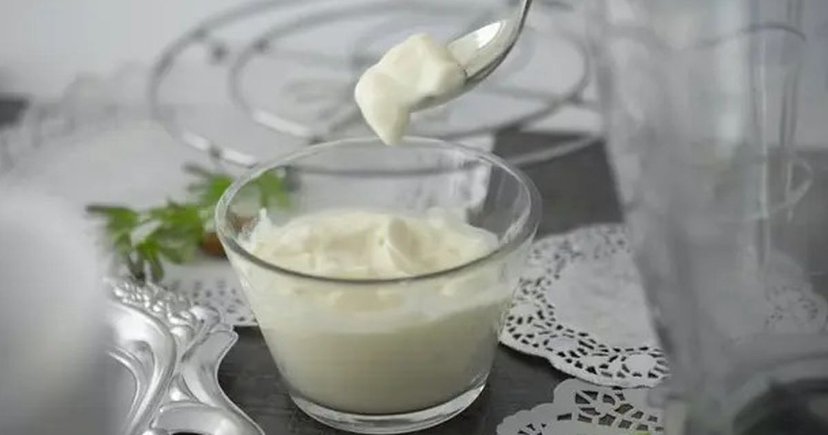 Apa Sih Sebenarnya Perbedaan Manfaat antara Greek Yogurt dan Yogurt Biasa?