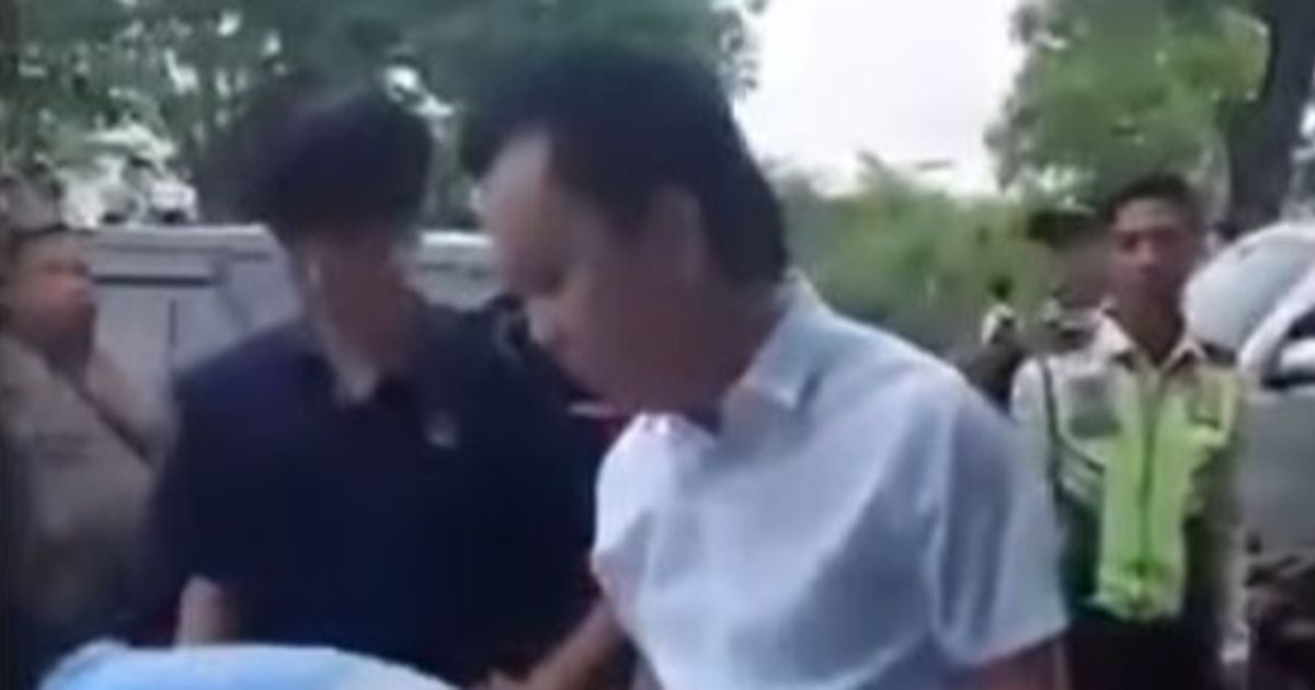 Polisi Usut Video Pengusaha Surabaya Suruh Anak SMA Sujud & Gonggong, 8 Diperiksa Termasuk Ivan Sugianto