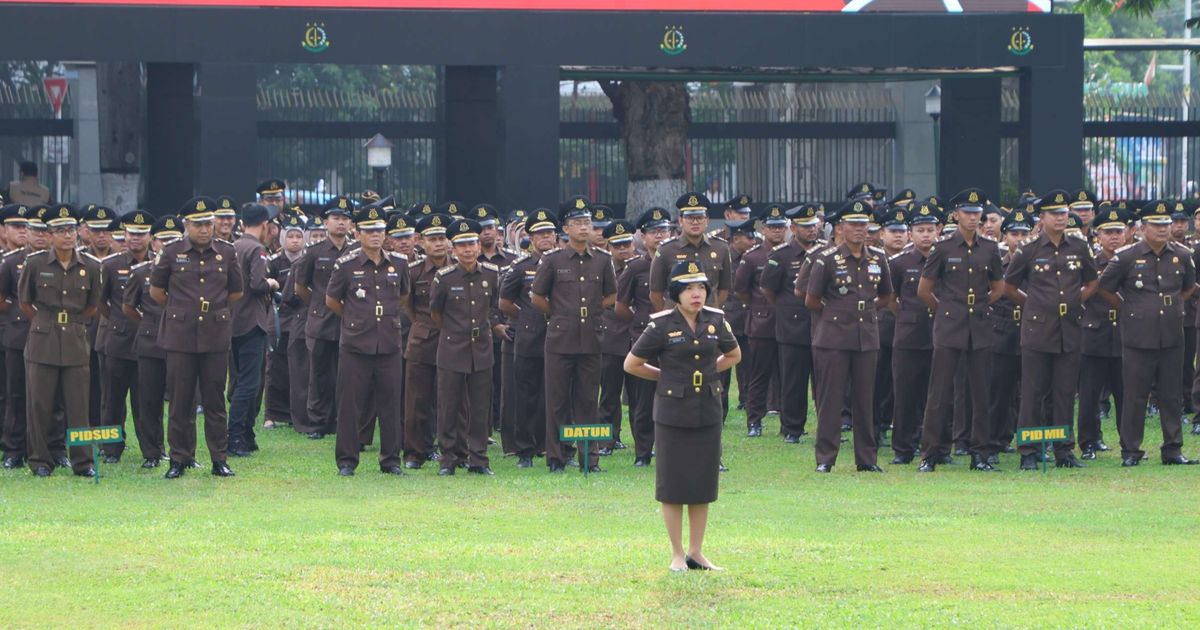 Blak-blakan Jaksa Agung Ungkap Kantongi Ribuan Nama Jaksa 'Iseng' Main Judi Online