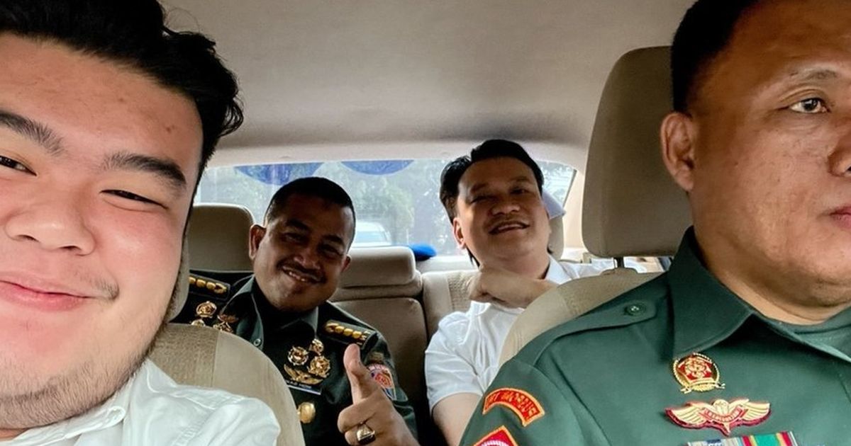 Viral Ivan Sugianto Foto Bareng Pamen TNI, Kapuspen: Tak Ada Beking!