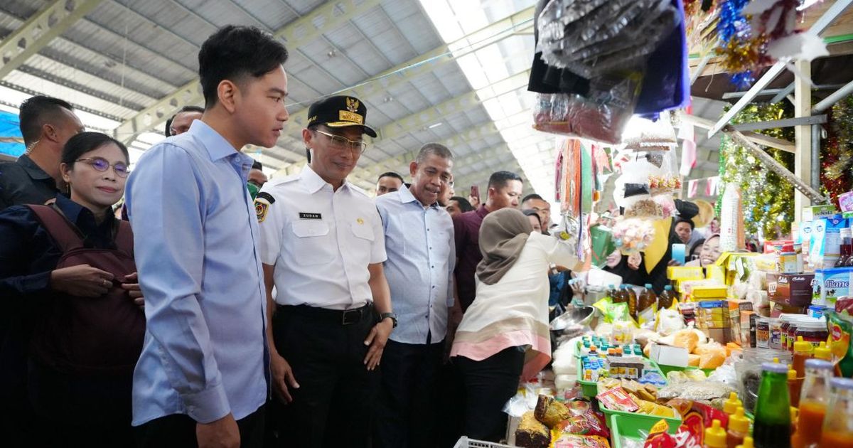 VIDEO: Gaya Wapres Gibran Borong Cabai Bawang di Pasar Maros Hingga Blusukan Keluar Masuk Gang