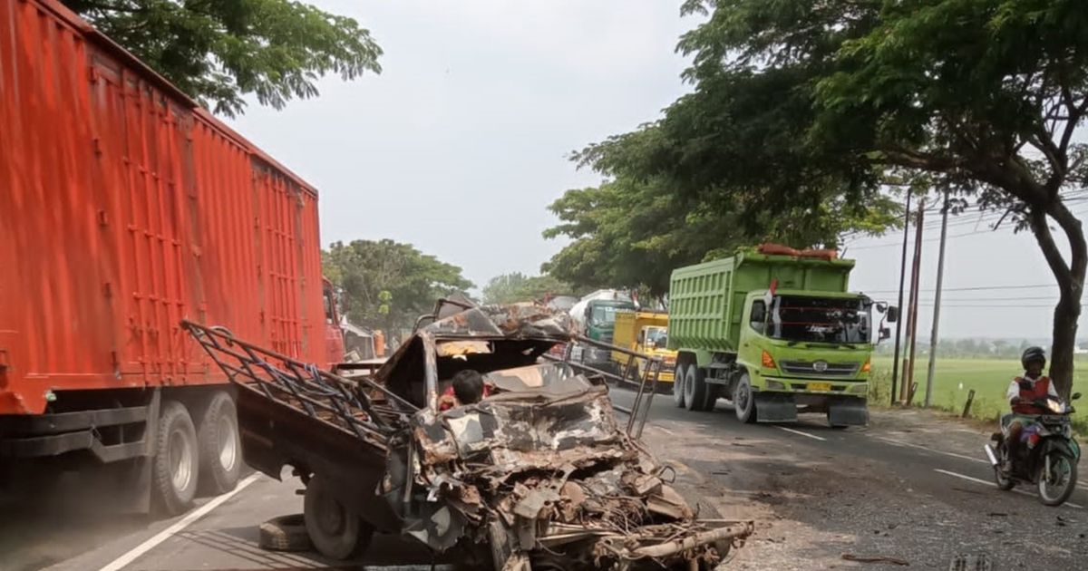 Ternyata Ini Penyebab Truk Muatan Lebih Sering Kecelakaan di Jalan