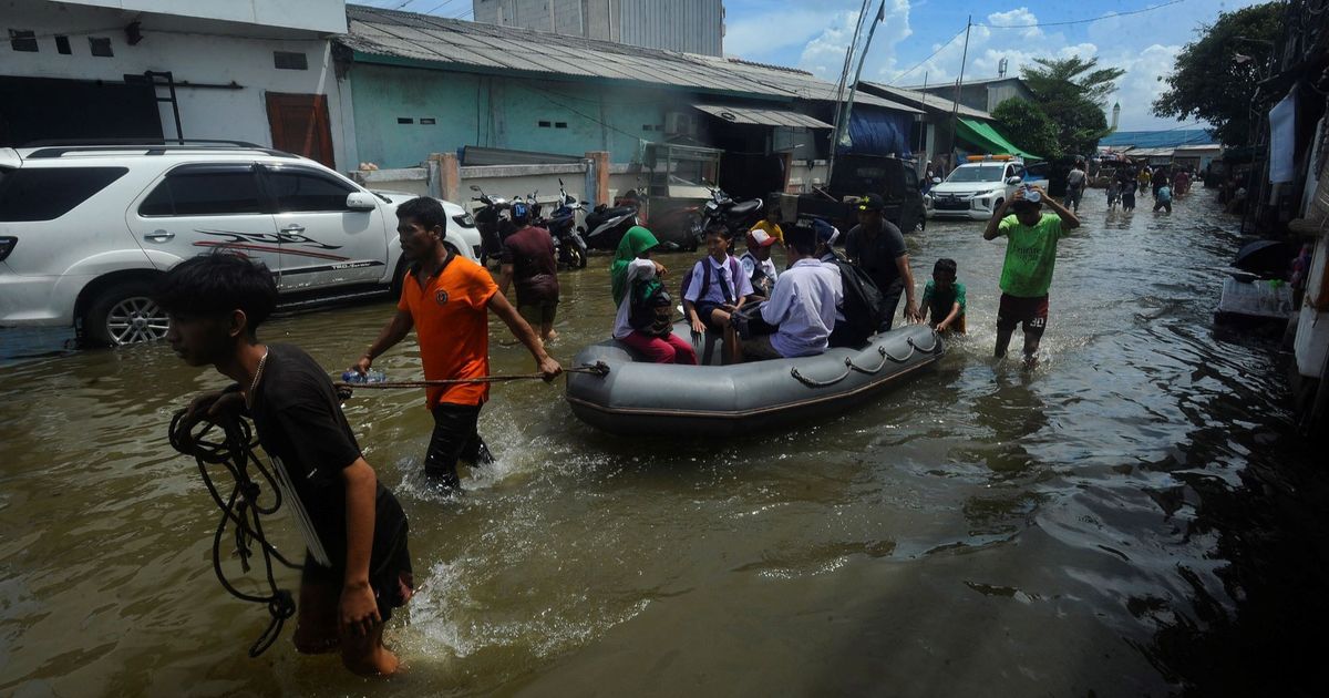 Kondisi Banjir Rob di Jakarta Utara, 3 RT dan 4 Ruas Jalan Tergenang