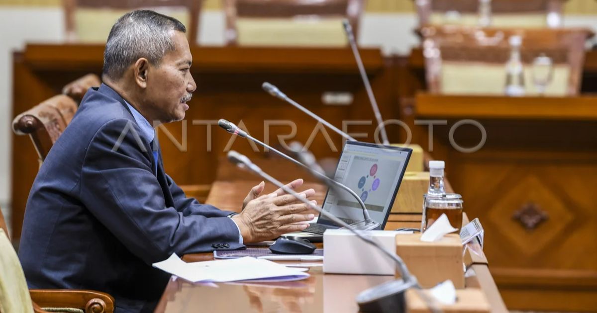 Komisi III DPR ‘Semprot’ Capim KPK Ibnu Basuki: Saudara Pernah Vonis Bebas Terdakwa Korupsi