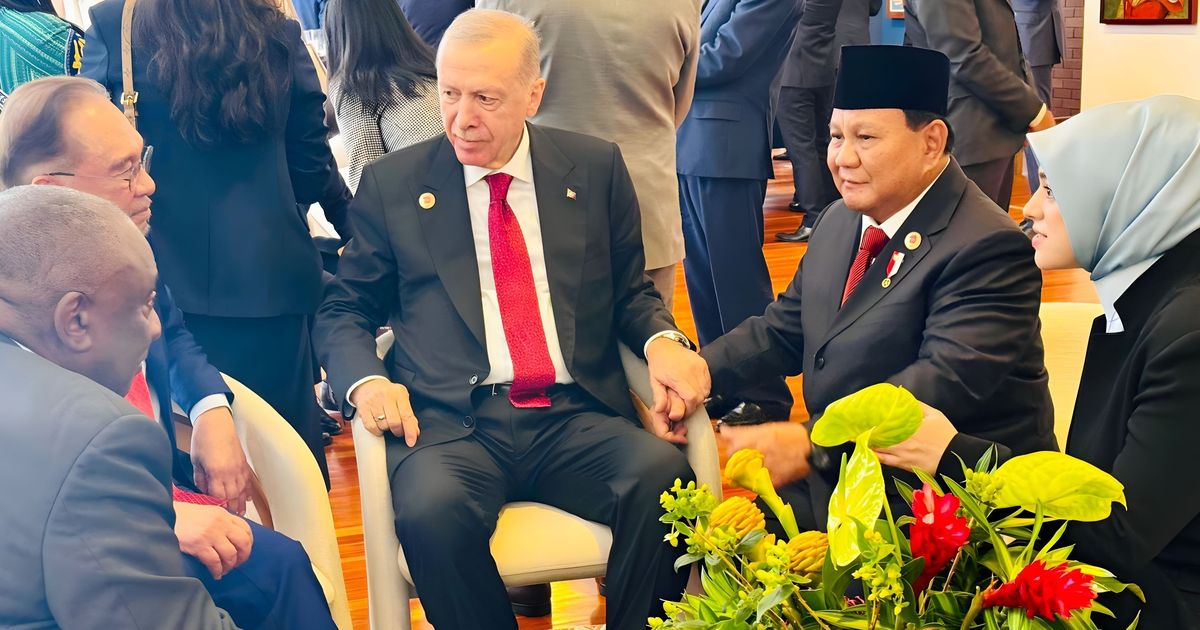 Momen Akrab Prabowo dan Erdogan di KTT G20 Brasil, Tangannya Sampai Digenggam Erat