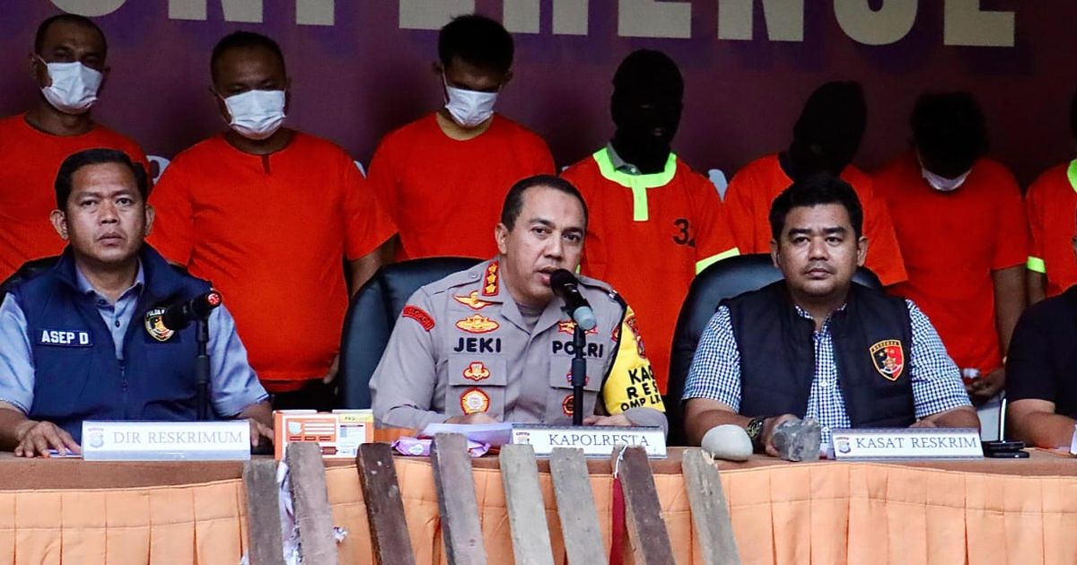 15 Anggota Ormas Bikin Onar dan Rusak Puluhan Kendaraan di Pekanbaru Diringkus Polisi